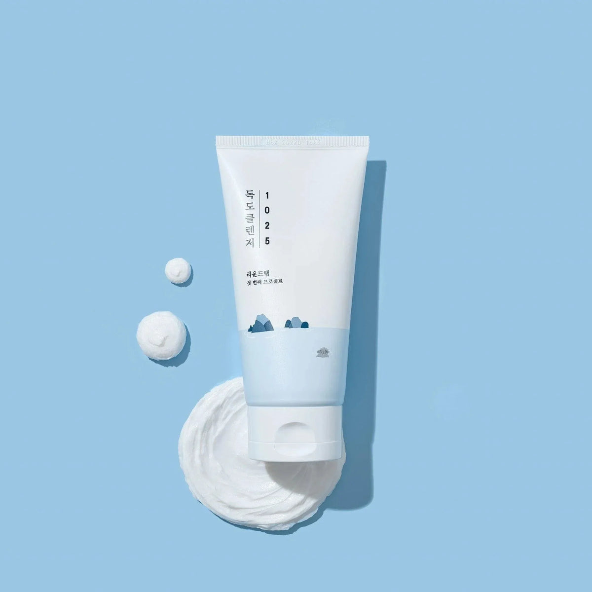 Round Lab 1025 Dokdo Foaming Creamy Cleanser 150ml